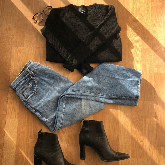 Aritzia Wilfred Free Isabelli Sweater - Picture 1 of 4
